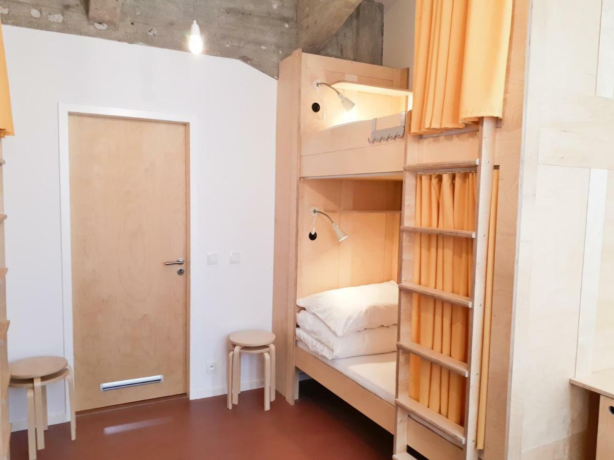 Cmyk Usti Nad Labem Hostel Kültér fotó