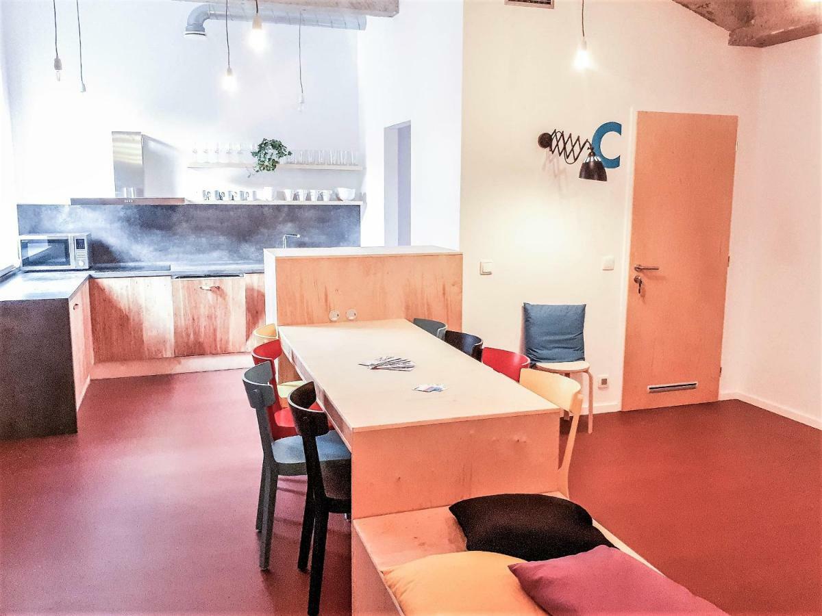 Cmyk Usti Nad Labem Hostel Kültér fotó